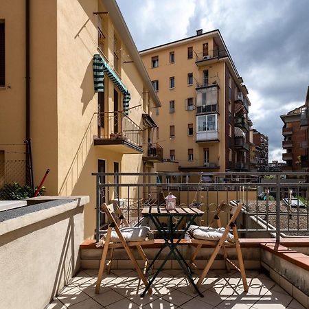 Studio Calari With Terrace By Wonderful Italy ボローニャ エクステリア 写真