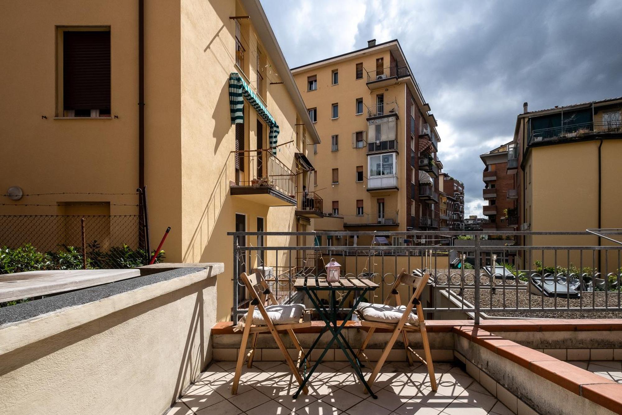 Studio Calari With Terrace By Wonderful Italy ボローニャ エクステリア 写真